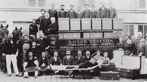 Louis Vuitton Archives .